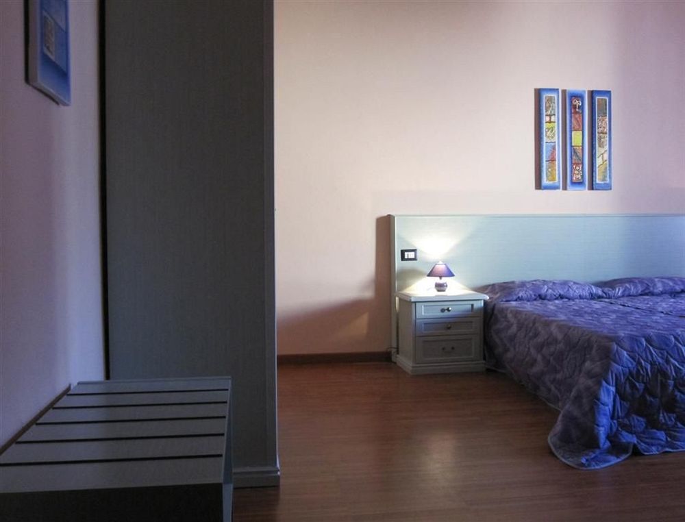 Bosa Guest House Extérieur photo
